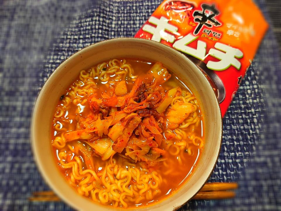 ★今夜のお夕飯★
❇️辛ラーメン　キムチ